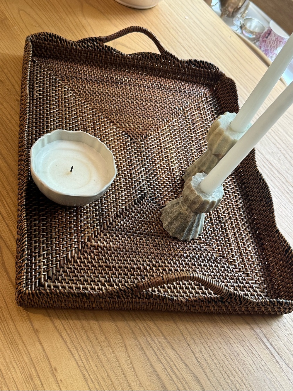 Scallop Rectangular Tray With Handles - Picture 6 of 14